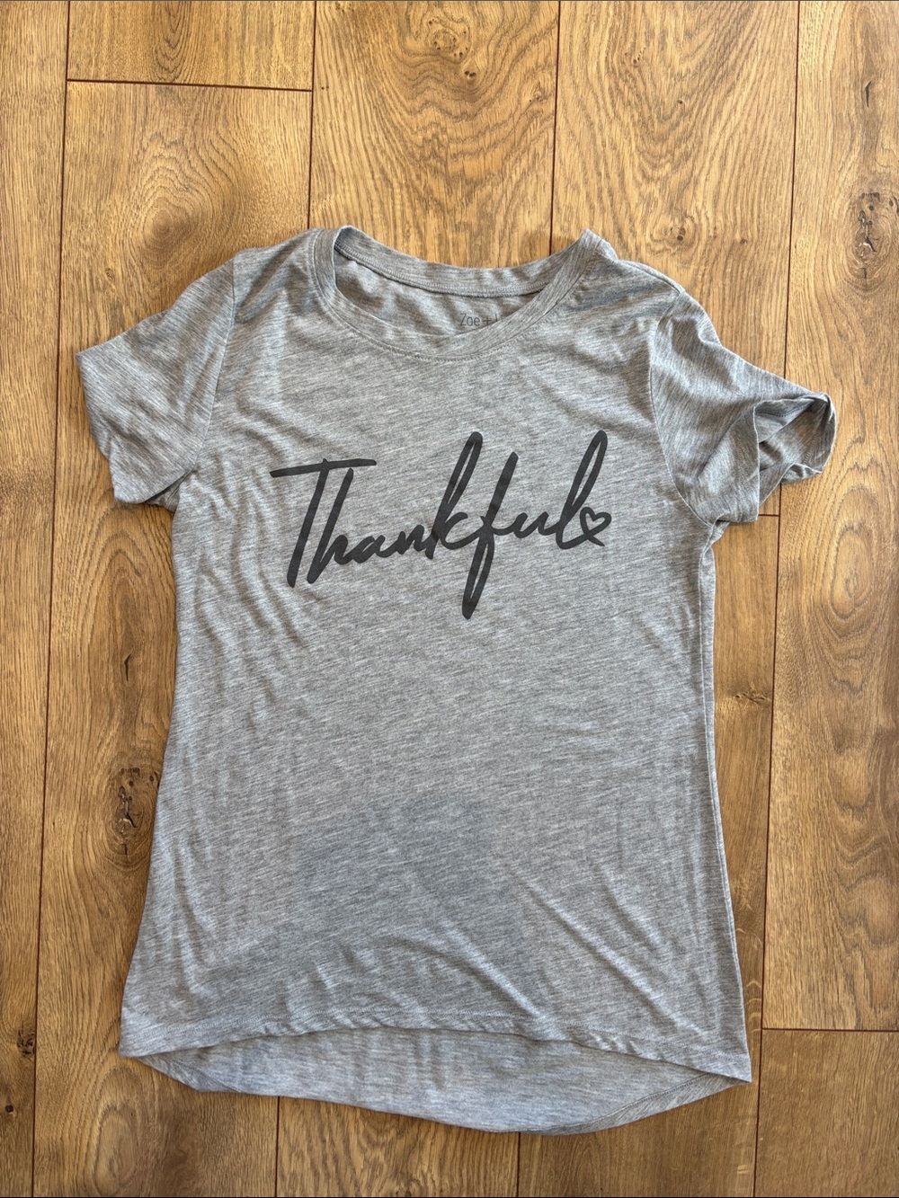 Zoe + Liv Light Gray 'Thankful' Short Sleeve Tee